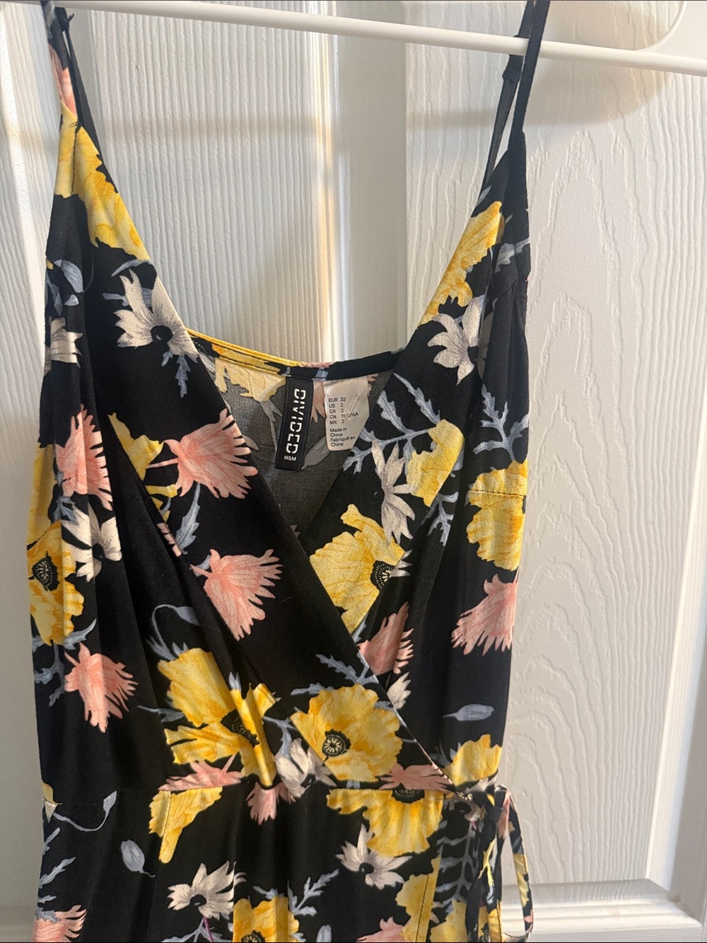 Dress Subcategory Identification - Picture 2 of 4